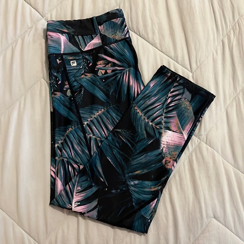 FABLETICS tropical print capri length leggings